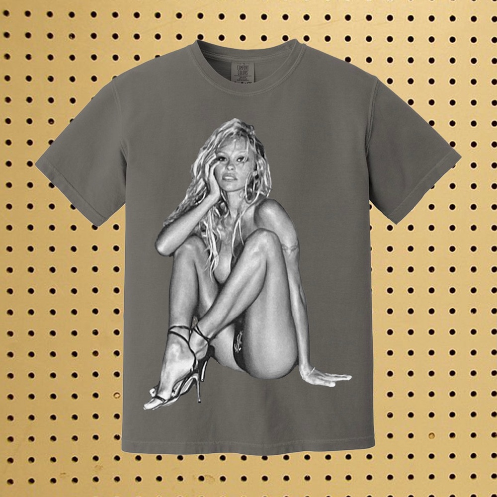 Pamela Anderson vintage t shirt size L